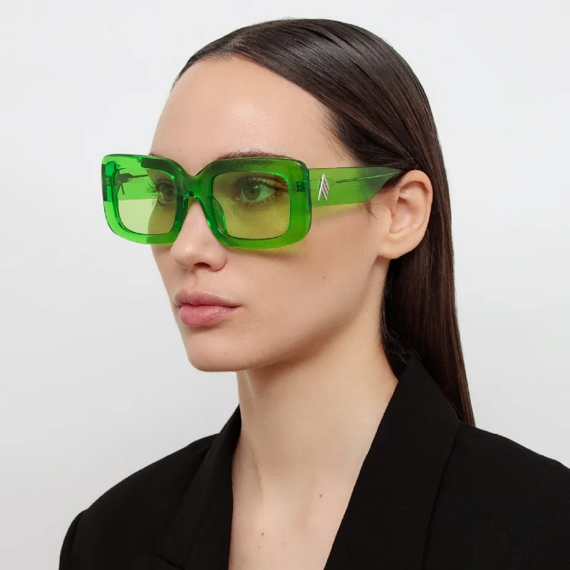 sunglasses countryside drive -Jorja Rectangular Sunglasses in Green