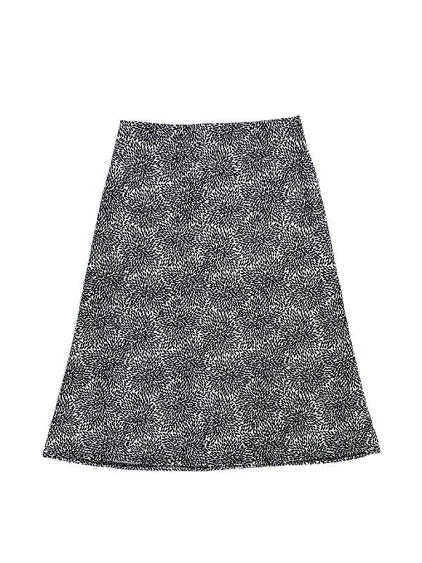 Women’s swim skirt cinched -Black & White Floral A-Line Swim Skirt