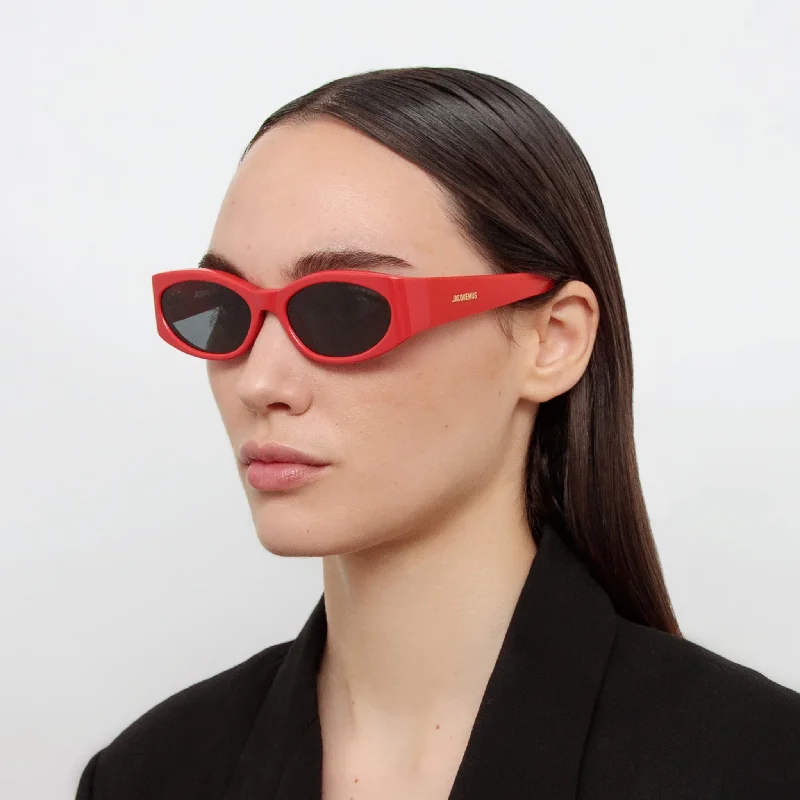 sunglasses trending now -Ovalo Oval Sunglasses in Red