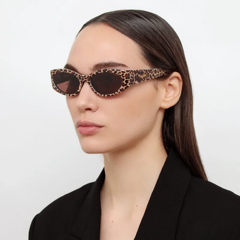 sunglasses wayfarer style -Ovalo Oval Sunglasses in Leopard