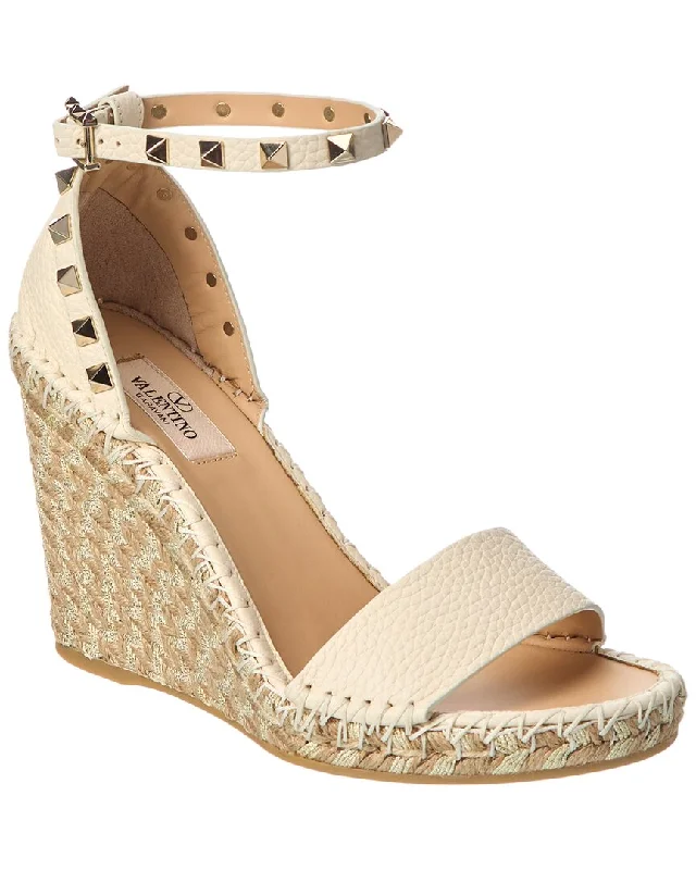 Women’s sandals woven -Valentino Rockstud 95 Grainy Leather Wedge Sandal